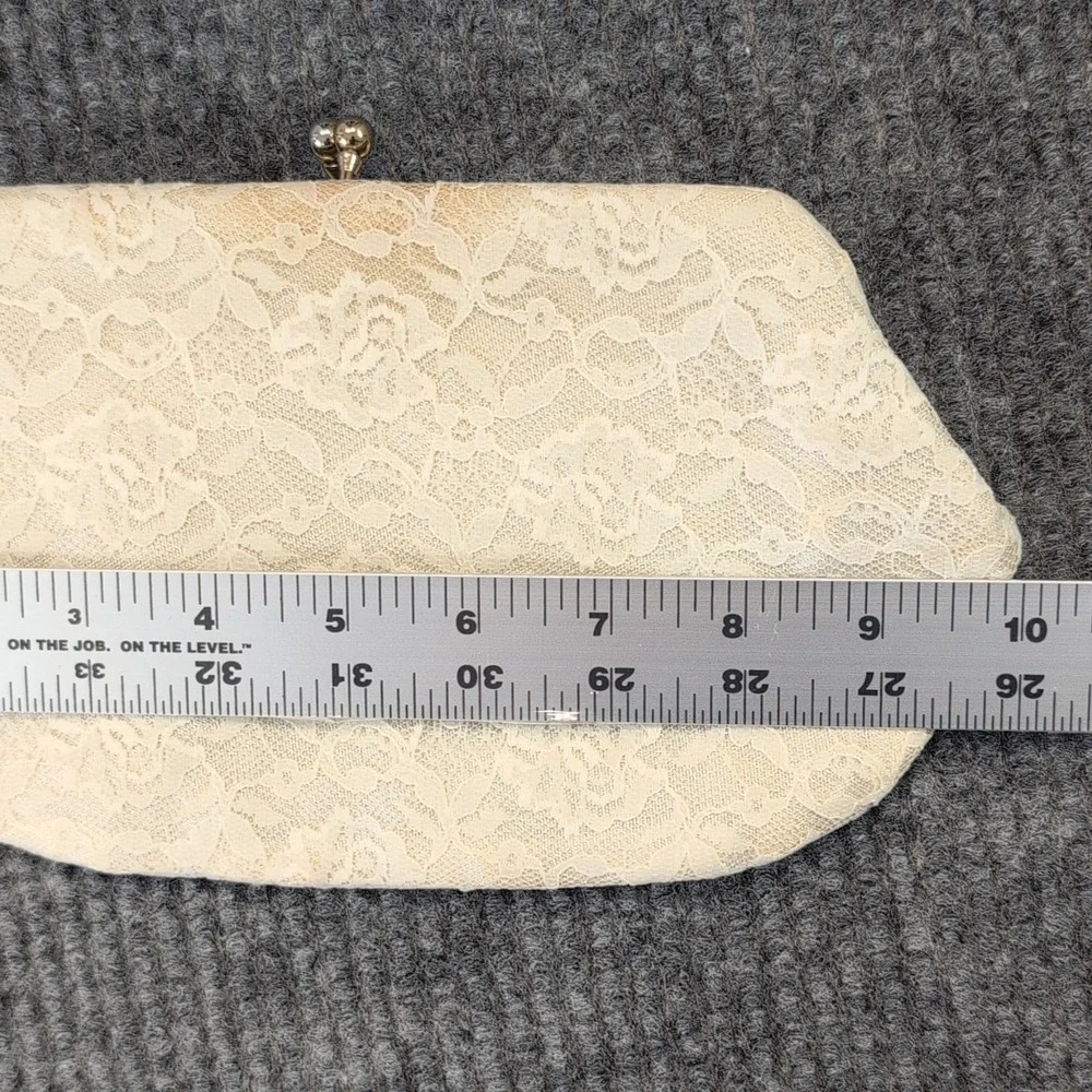 Vintage Ivory Lace Kiss lock Clutch Bag Purse, Lace Fabric Bridal Handbag